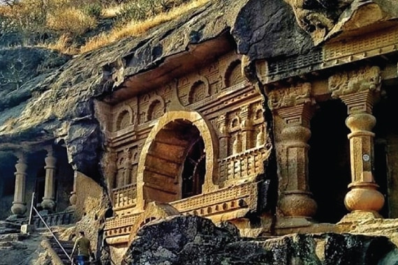 Pandavleni Caves